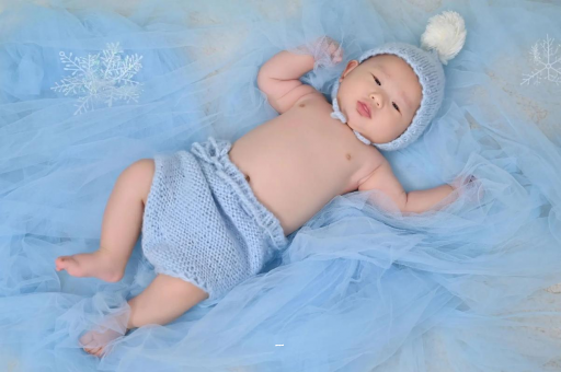 广西摸孕妇肚子沾喜气